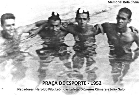 Nadadores na piscina da Praça de Esportes 1950