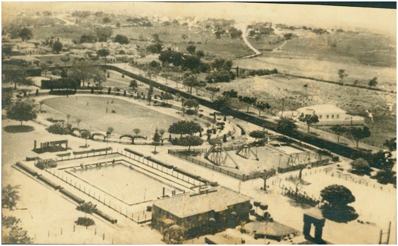 Imagem panorâmica do Montes Claros Tênis Clube – 1940