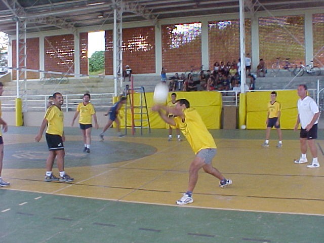 Jogos de Integração do curso de Educação Física da Unimontes no ano de 1997 2